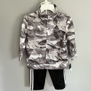 Toddler Adidas 2 piece set. Brand new.